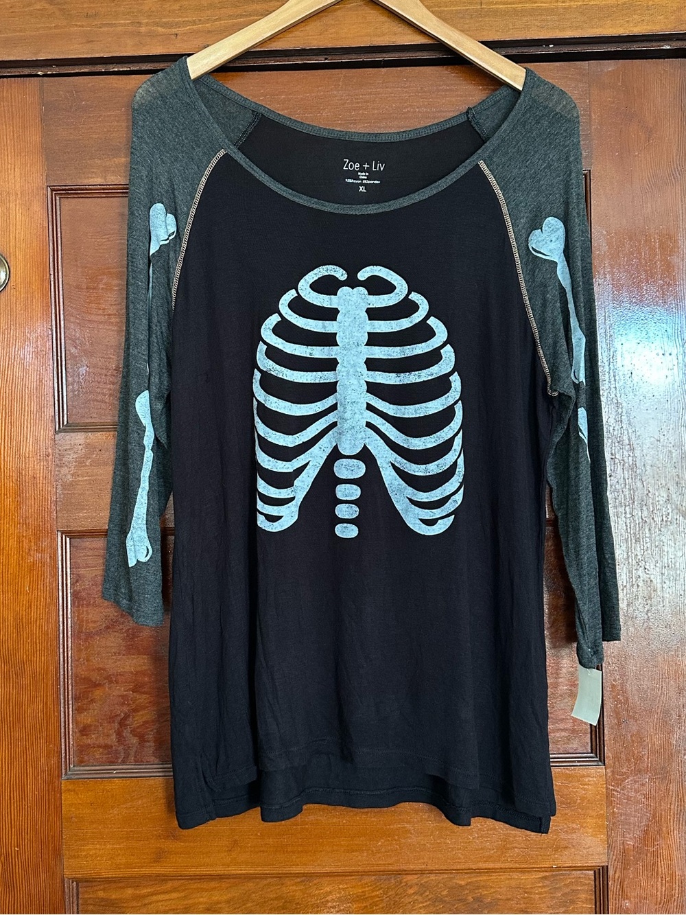 New Zoe + Liv Black Skeleton Bones Graphic Raglan Top Shirt Size XL Halloween
